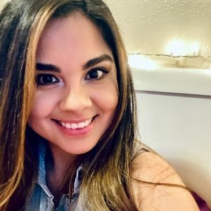 Meet your Posher, Diana